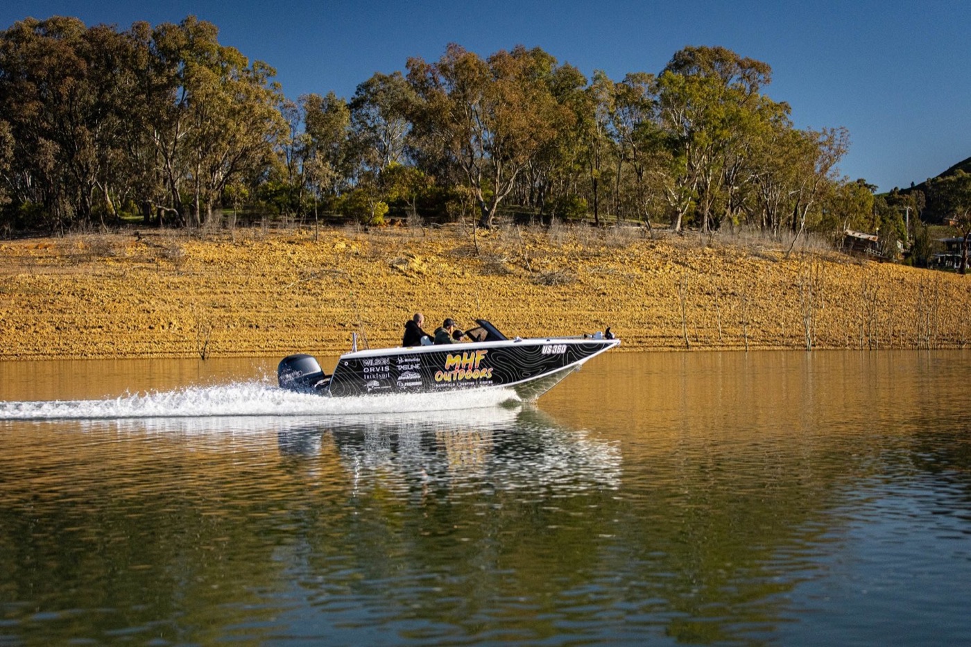Mansfield Hunting & Fishing still 7