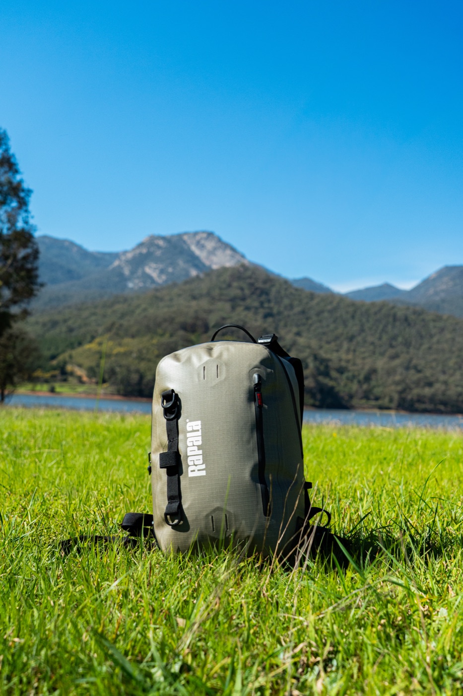 Rapala Australia still 15