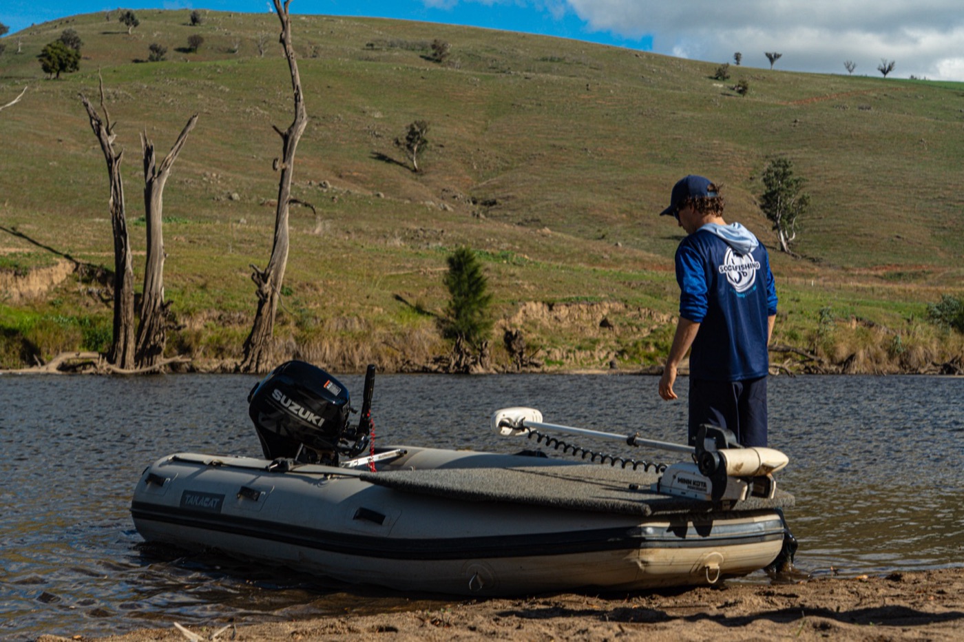 Social Fishing still 22